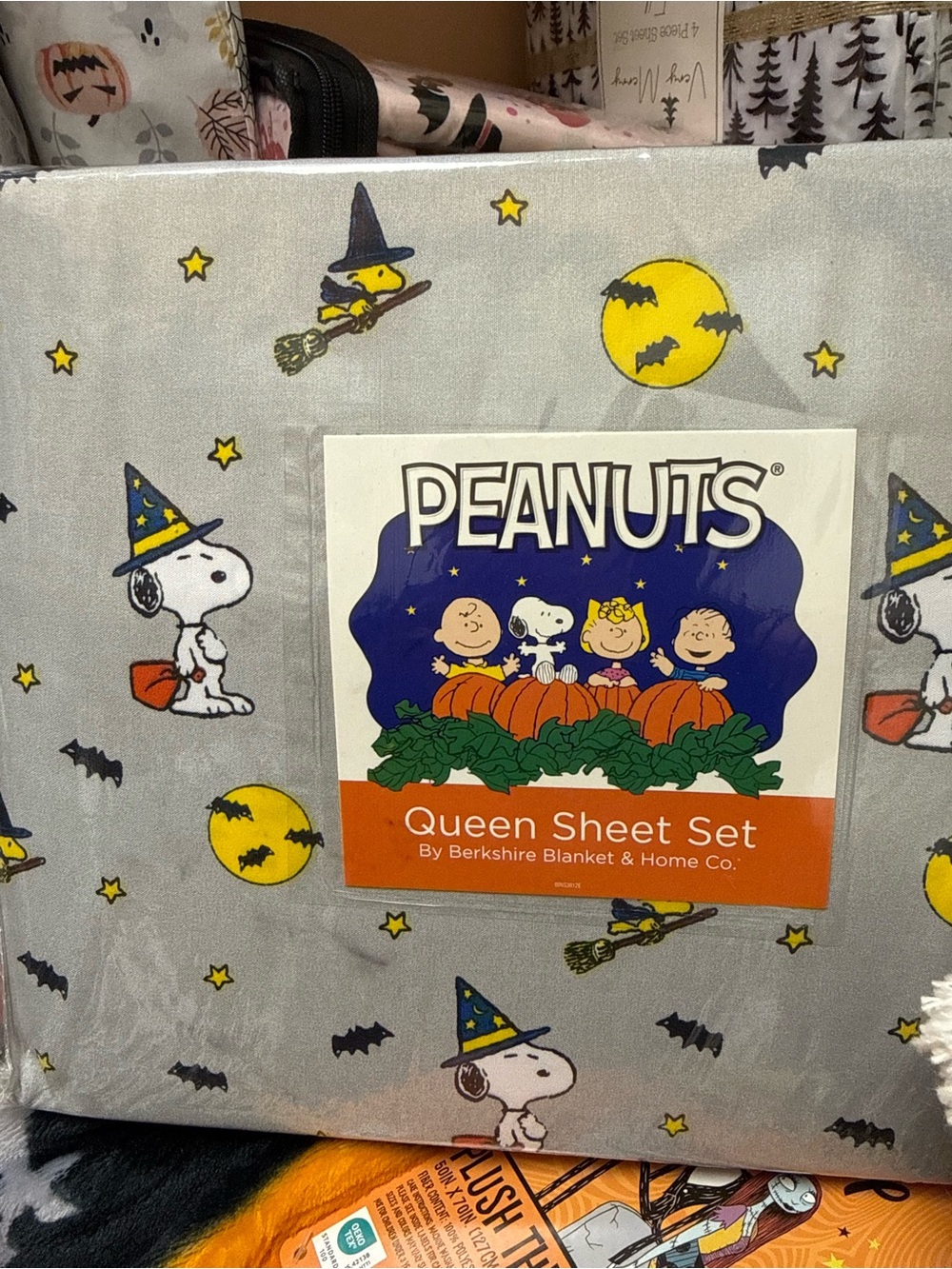 Peanuts Gray Halloween Snoopy Queen Sheet Set